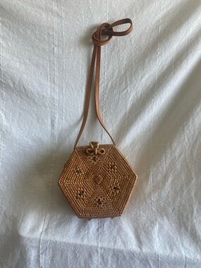 Woven Hexagon Crossbody Bag - Brown